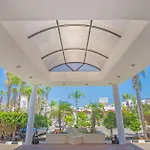 Tsokkos Gardens