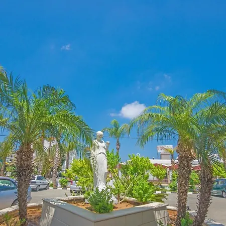 Otel Tsokkos Gardens