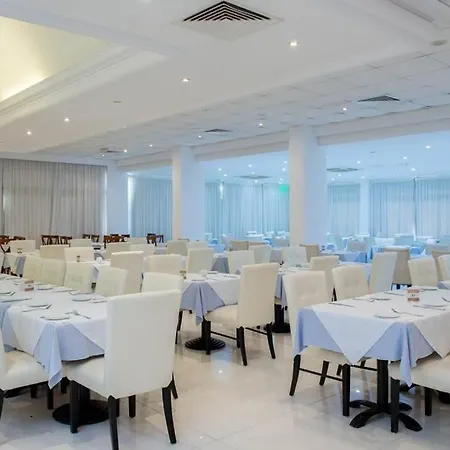 Tsokkos Gardens 4* פרוטאראס