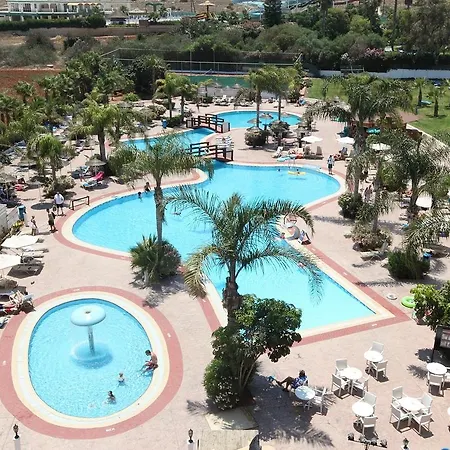 Tsokkos Gardens