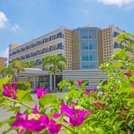 Tsokkos Gardens Otel 4*