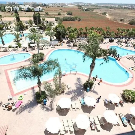 Tsokkos Gardens Otel 4*