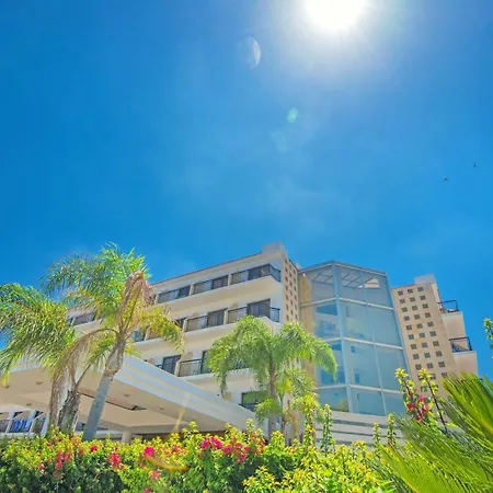 Tsokkos Gardens بروتاراس