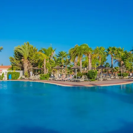 Tsokkos Gardens 4* بروتاراس