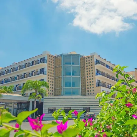 Tsokkos Gardens 호텔