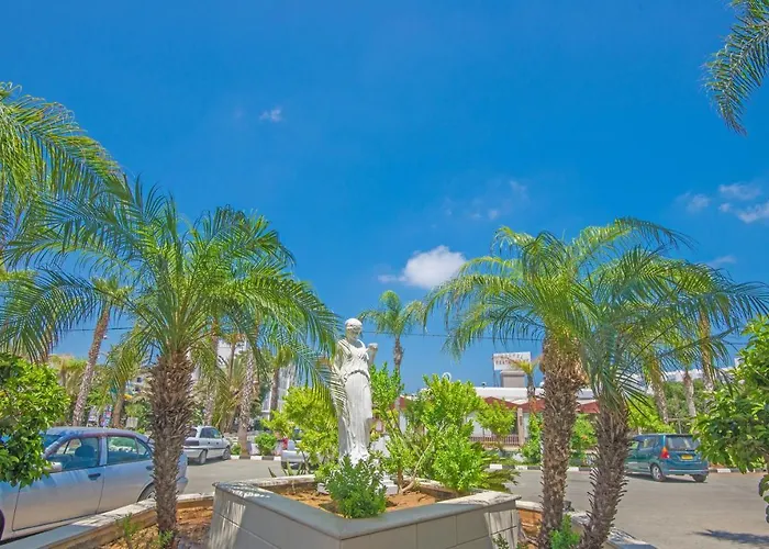 Hotel Tsokkos Gardens