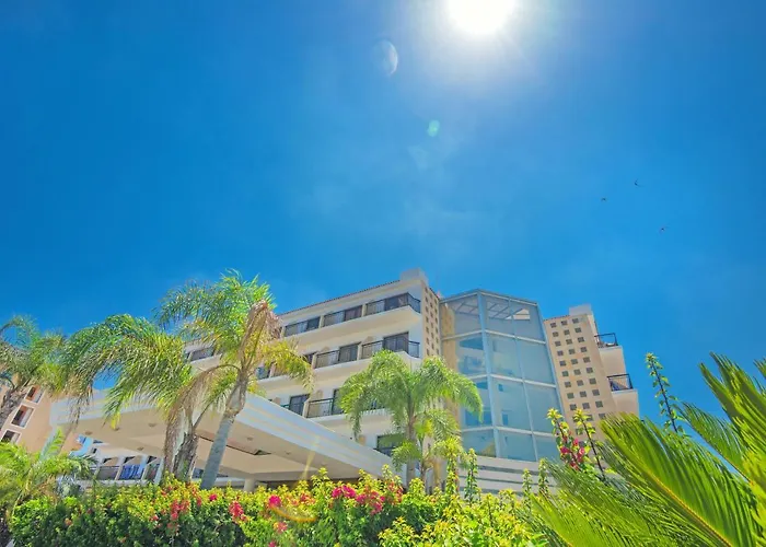 Tsokkos Gardens Protaras