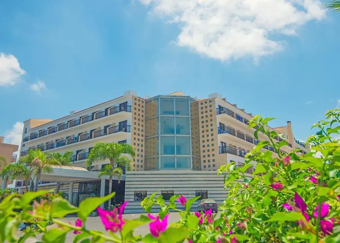 Tsokkos Gardens Hotel