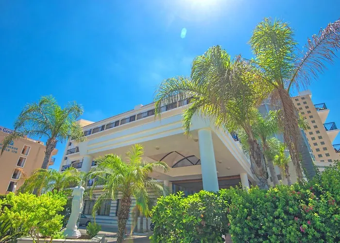 Tsokkos Gardens Protaras