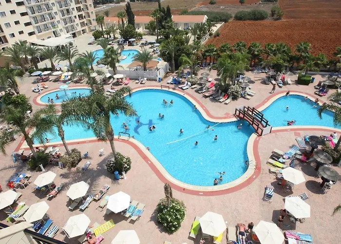 Tsokkos Gardens Hotel