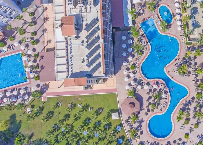 Hotel Tsokkos Gardens