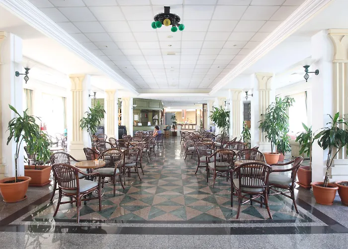 Tsokkos Gardens Hotel