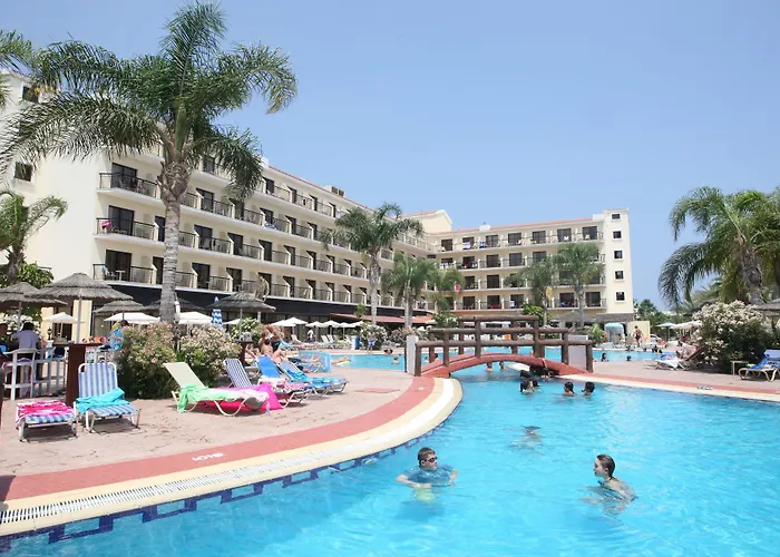 Hotel Tsokkos Gardens